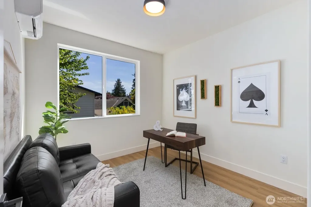 933 N 87th Street Seattle WA 98103