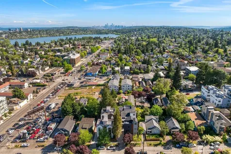 933 N 87th Street Seattle WA 98103