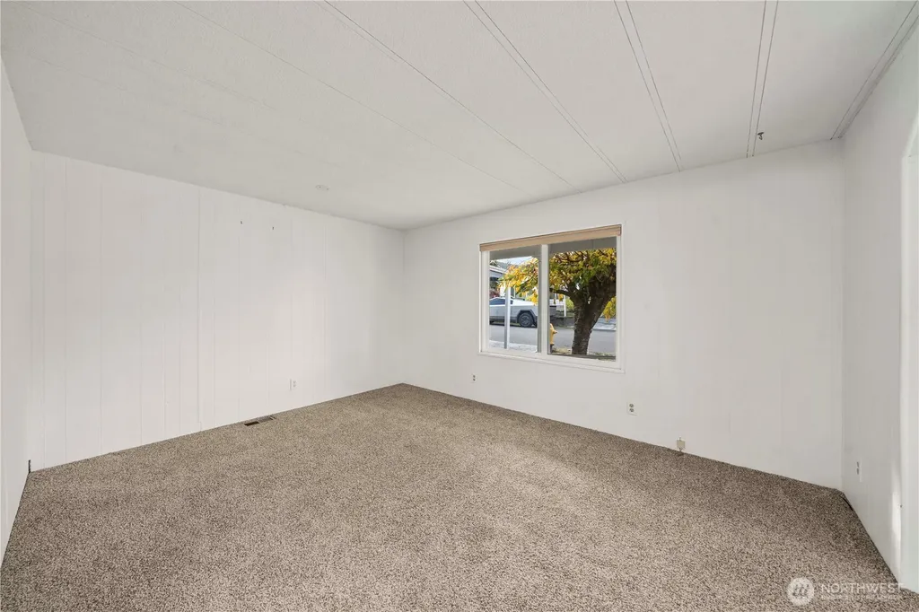 2500 Alder Street Milton WA 98354