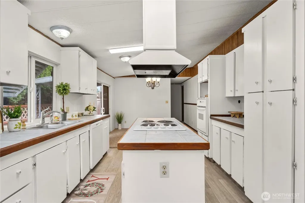 2500 Alder Street Milton WA 98354