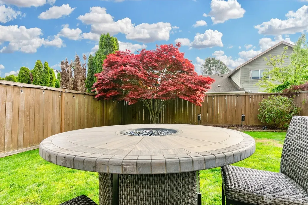 6336 Park Street E Fife WA 98424