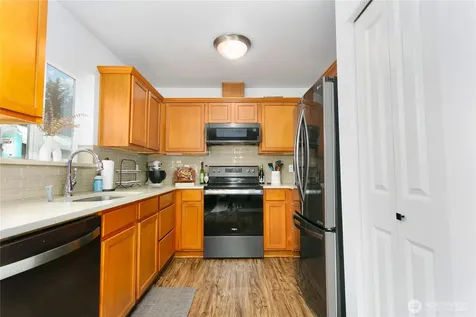 6336 Park Street E Fife WA 98424