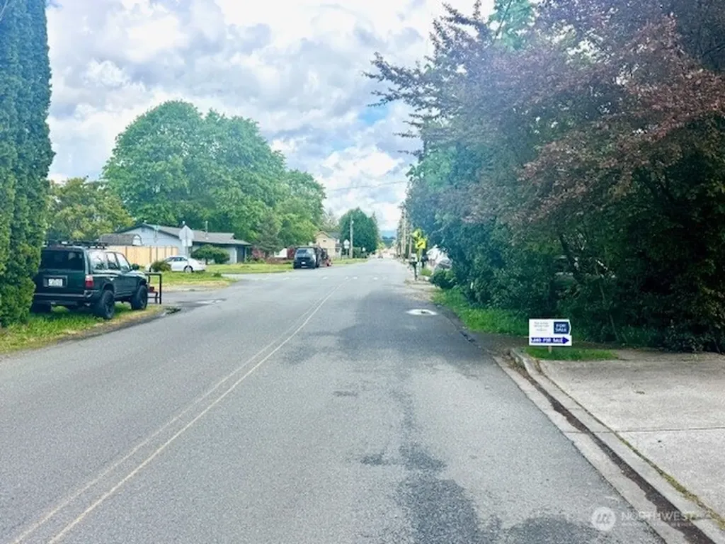 648 W Columbia Street Monroe WA 98272