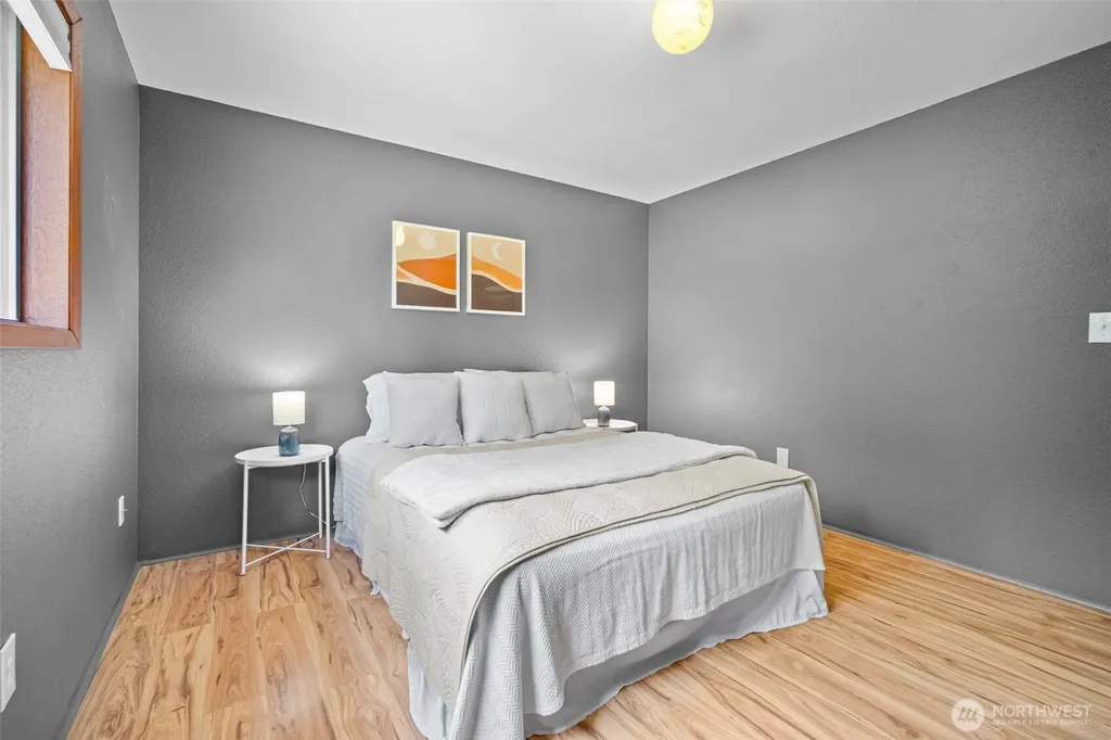 2357 Yew Street Road Bellingham WA 98229