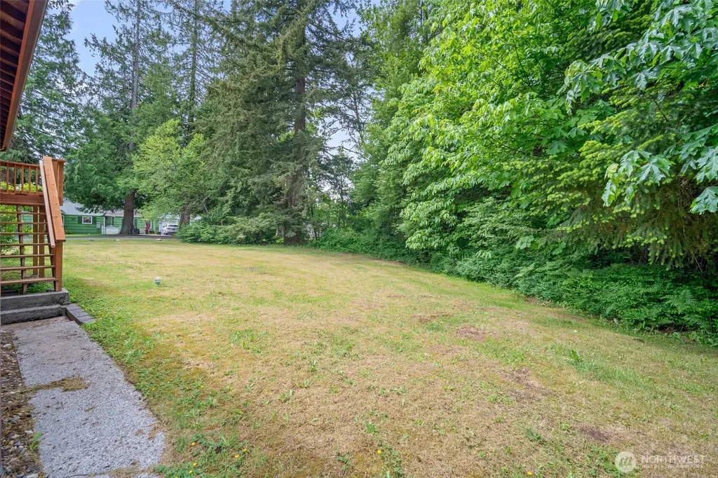 2357 Yew Street Road Bellingham WA 98229