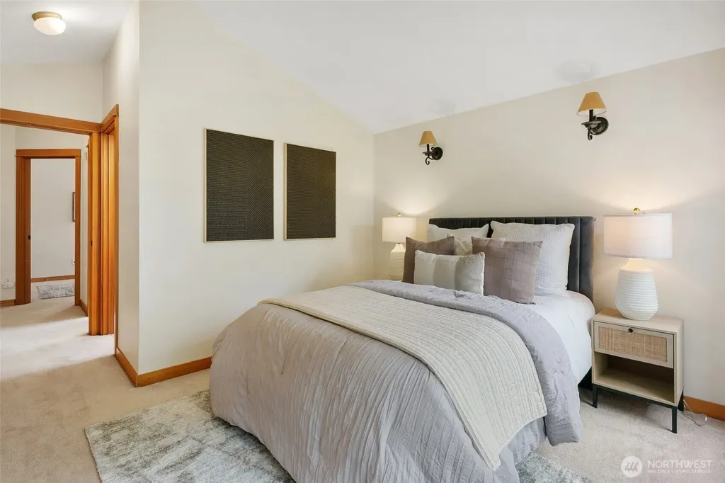 140 21st Avenue E Seattle WA 98112
