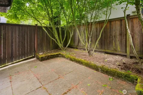140 21st Avenue E Seattle WA 98112