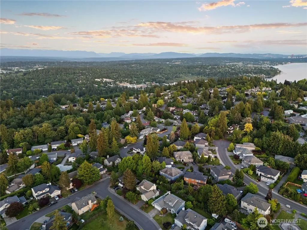 12824 86th Avenue NE Kirkland WA 98034