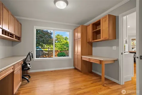 12824 86th Avenue NE Kirkland WA 98034
