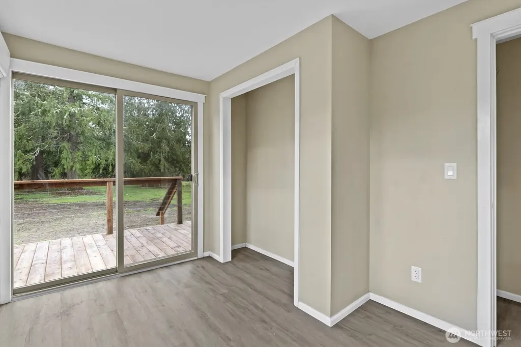 39618 E Meridian Eatonville WA 98328
