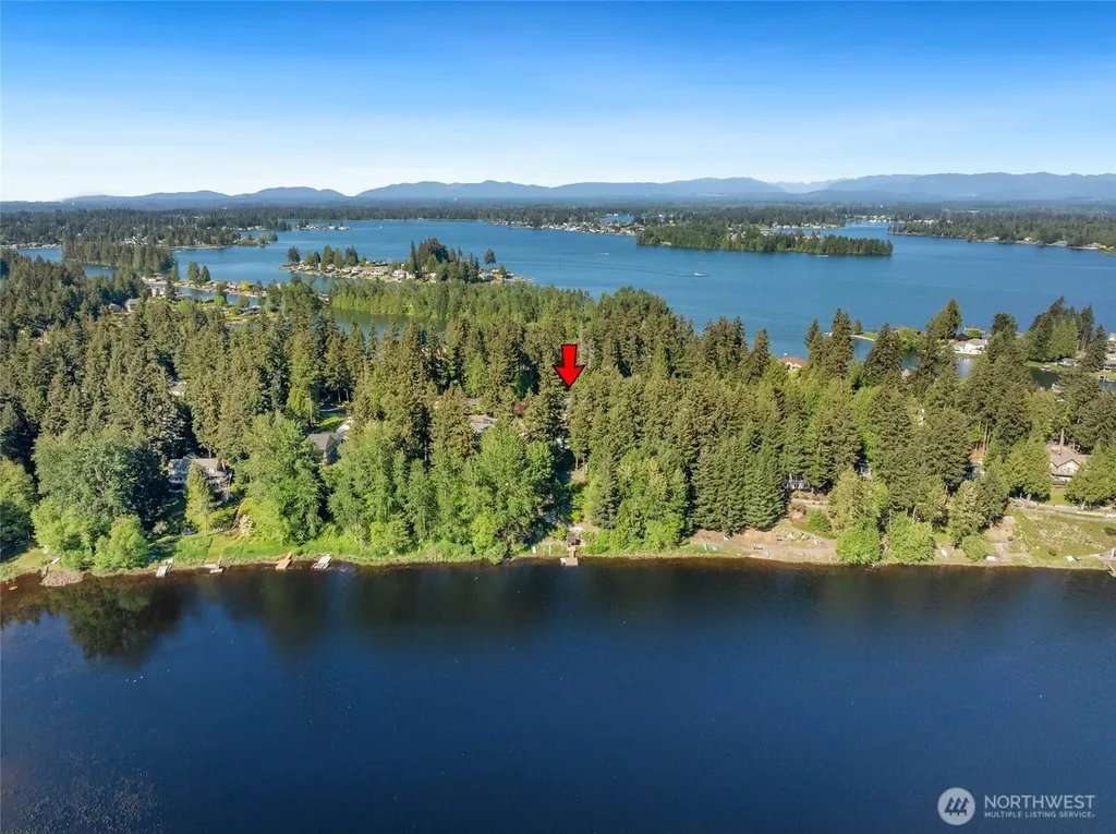 4820 W Tapps Drive E Lake Tapps WA 98391