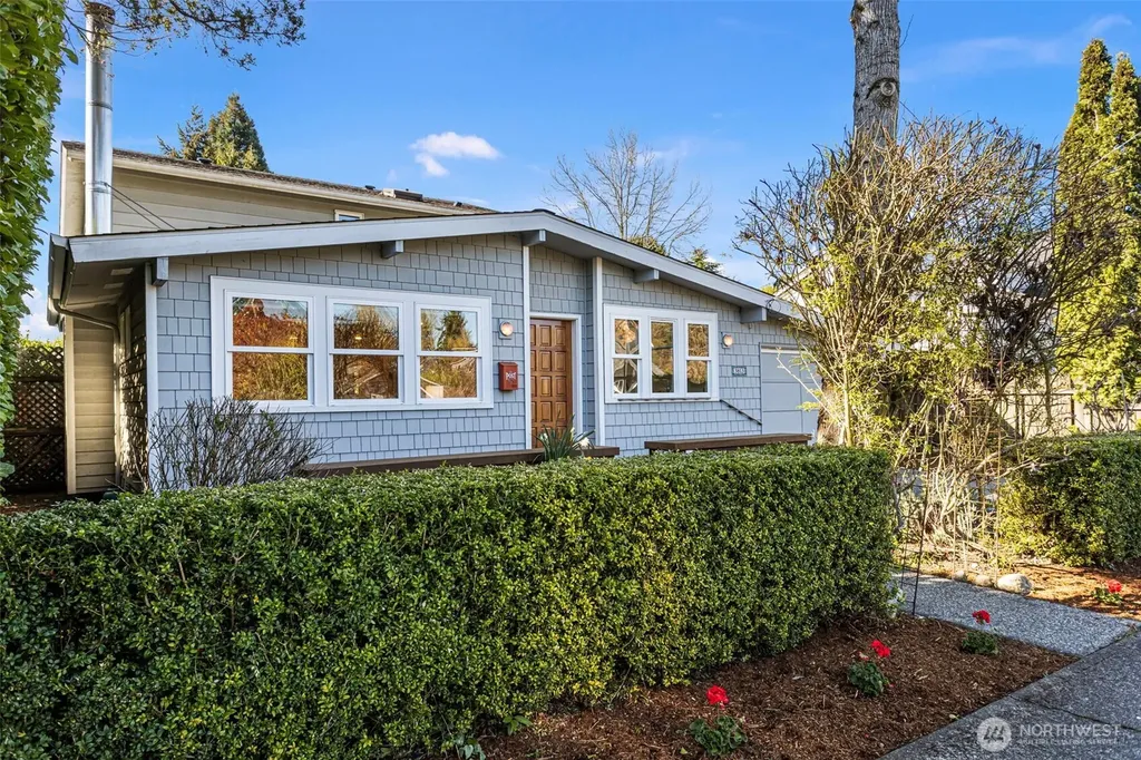 3813 NE 70th Street Seattle WA 98115