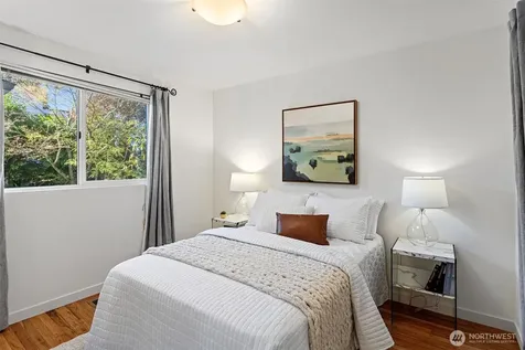 3813 NE 70th Street Seattle WA 98115