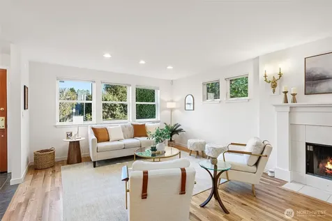 3813 NE 70th Street Seattle WA 98115