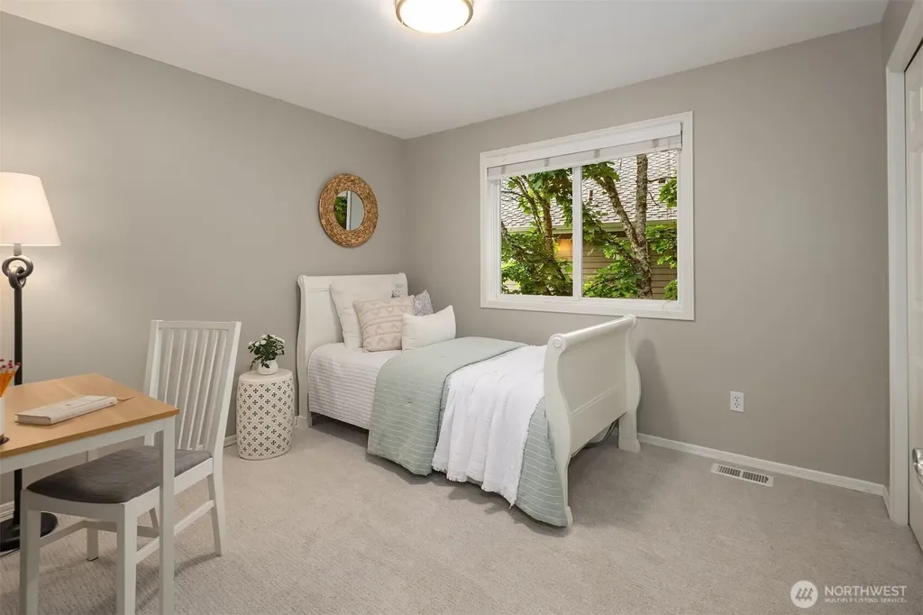 3032 206th Way NE Sammamish WA 98074