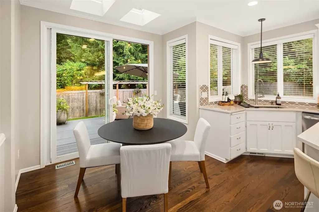 3032 206th Way NE Sammamish WA 98074