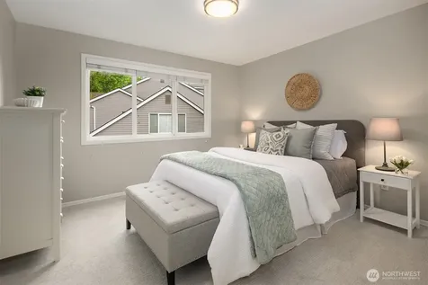 3032 206th Way NE Sammamish WA 98074