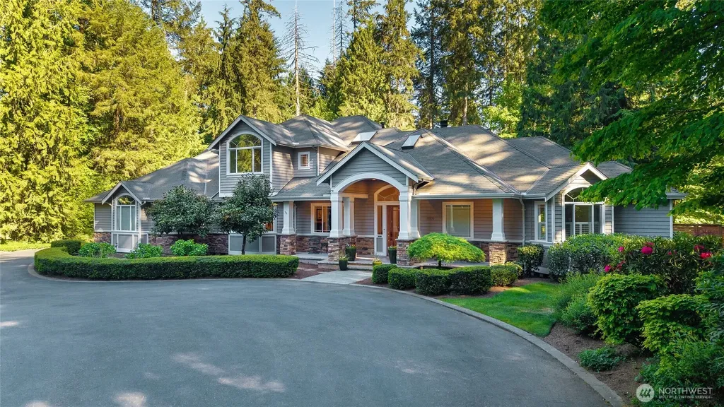 19930 170th Avenue NE Woodinville WA 98072
