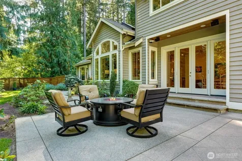 19930 170th Avenue NE Woodinville WA 98072