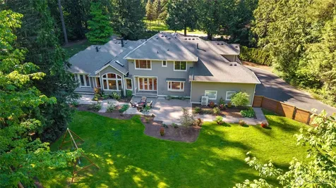 19930 170th Avenue NE Woodinville WA 98072