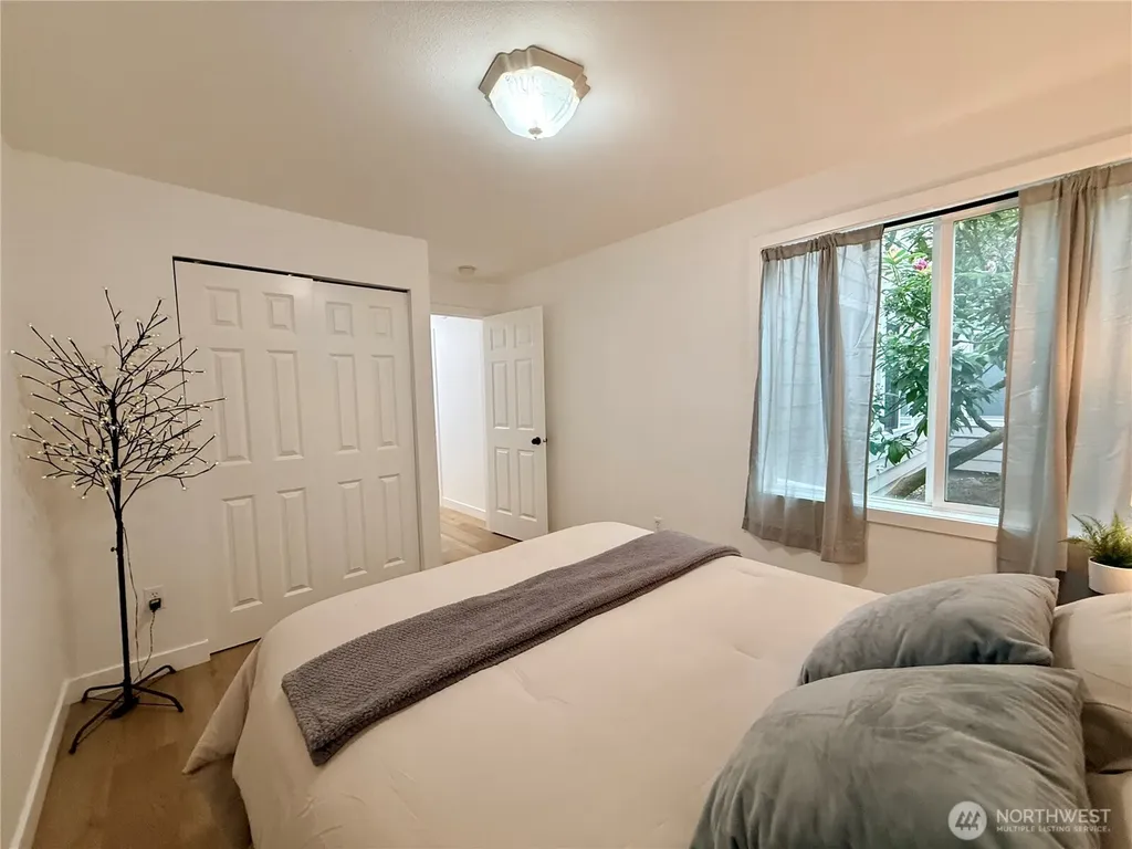 7901 196th Street SW Edmonds WA 98026