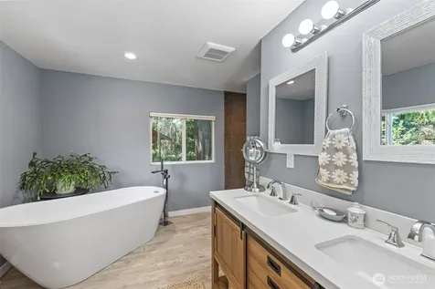 21608 97th Drive SE Snohomish WA 98296