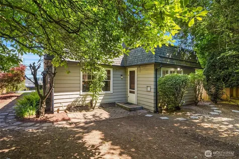 2727 36th Avenue SW Seattle WA 98126