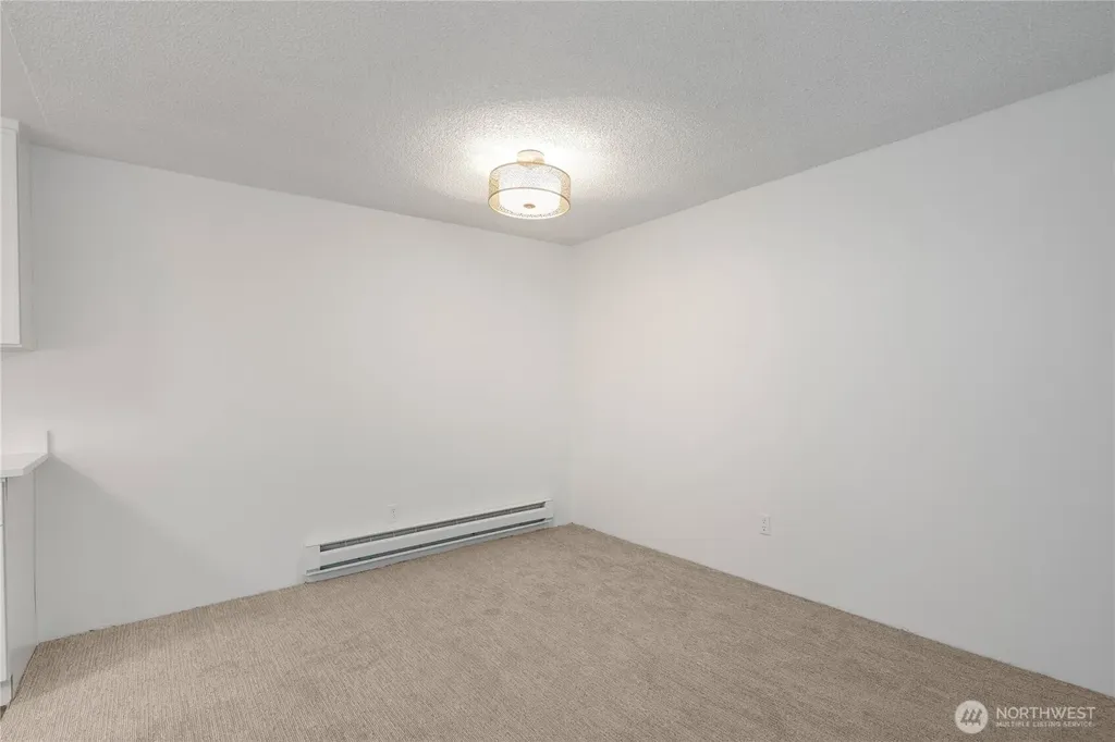 9416 1st Avenue NE Seattle WA 98115