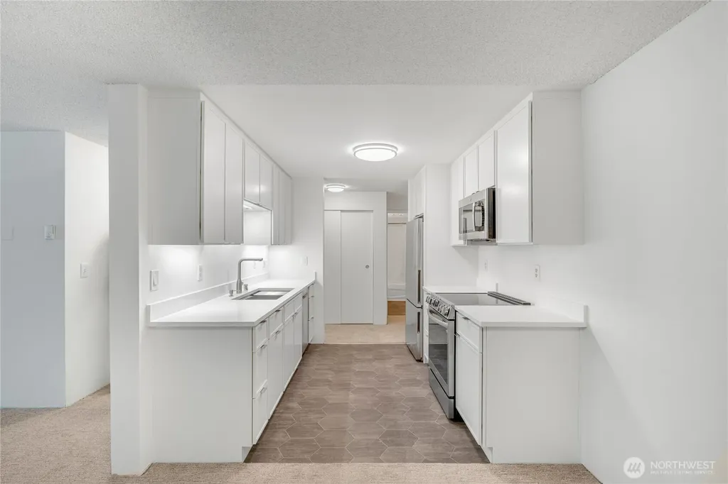 9416 1st Avenue NE Seattle WA 98115