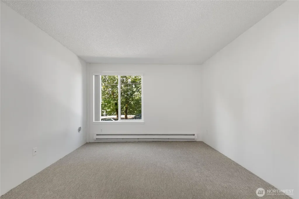 9416 1st Avenue NE Seattle WA 98115