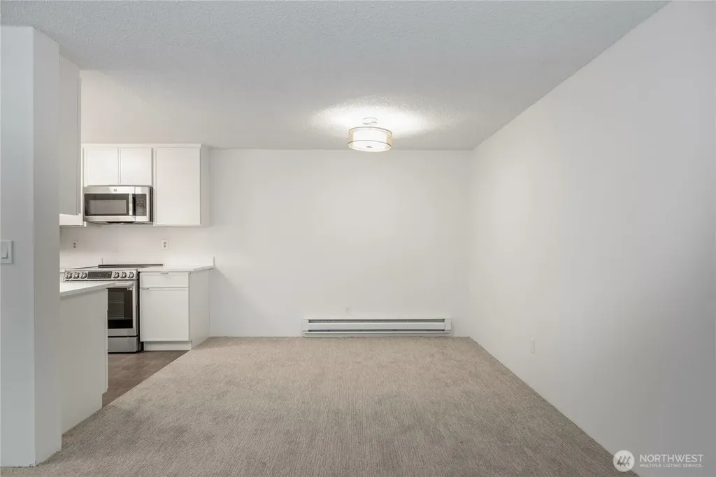 9416 1st Avenue NE Seattle WA 98115