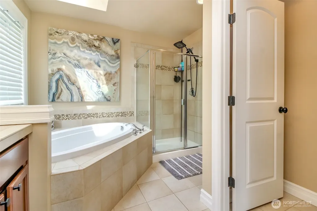 32113 Sunny Lane Black Diamond WA 98010