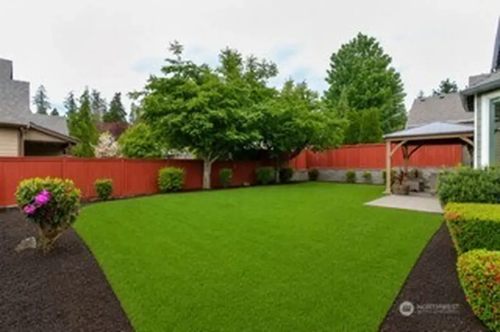 32113 Sunny Lane Black Diamond WA 98010