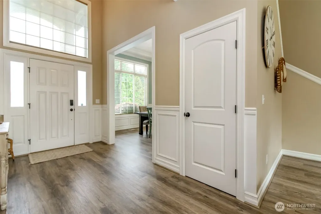 32113 Sunny Lane Black Diamond WA 98010