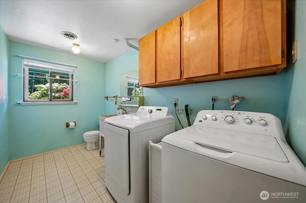 870 Kamus Place Fox Island WA 98333