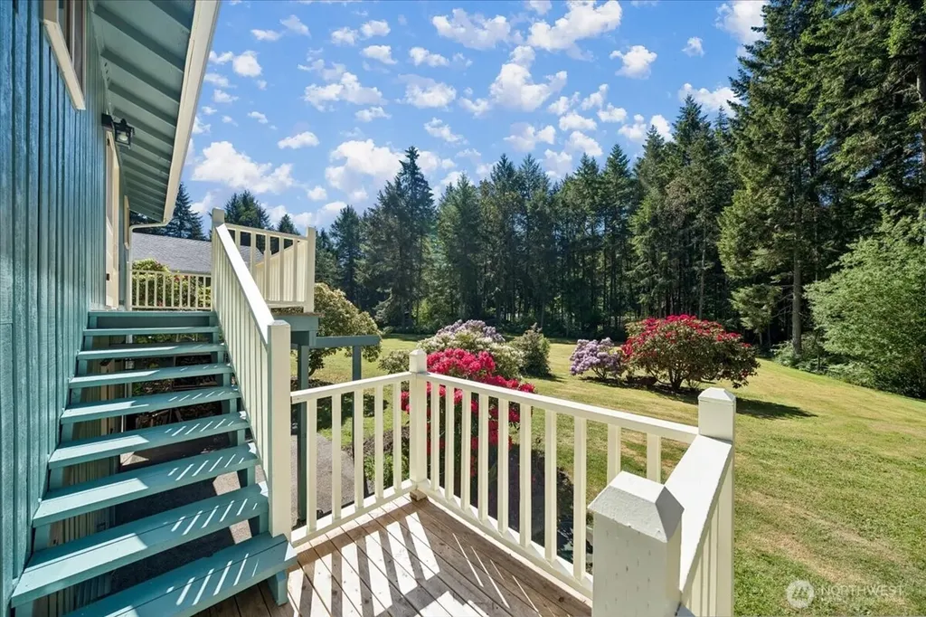 870 Kamus Place Fox Island WA 98333