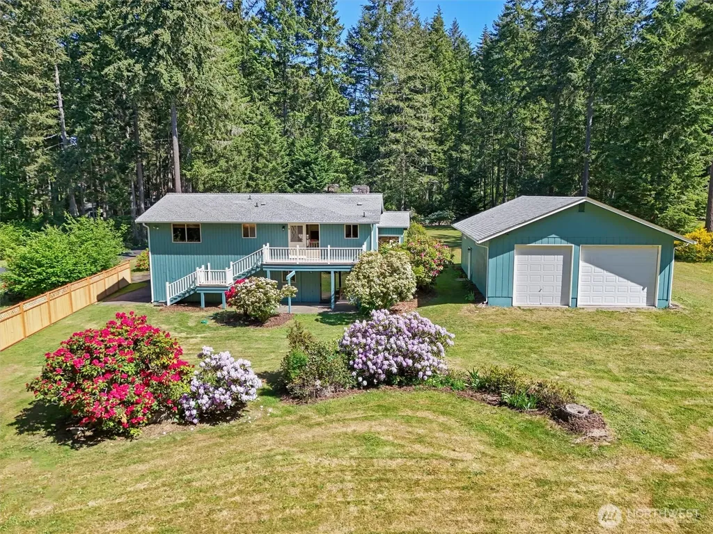 870 Kamus Place Fox Island WA 98333