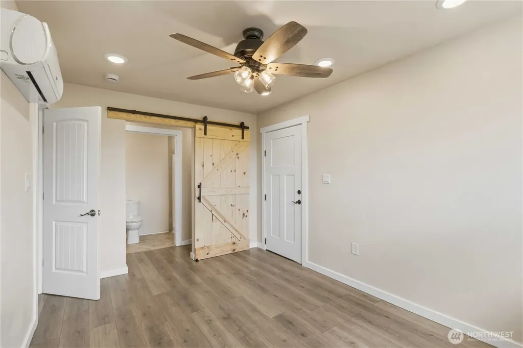 204 Conger Road Castle Rock WA 98611