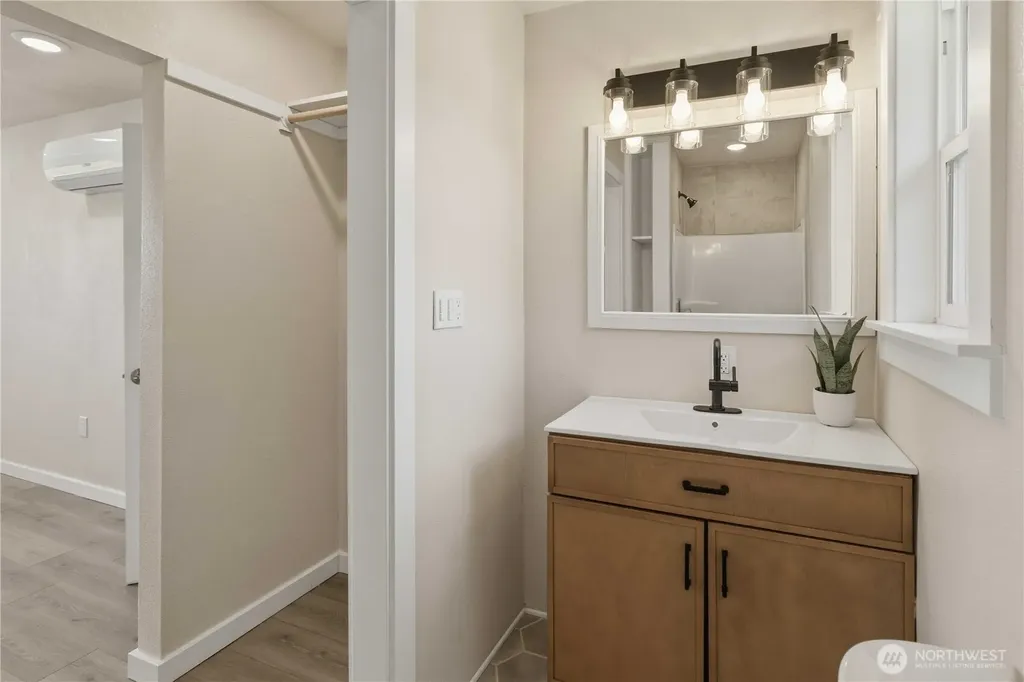 204 Conger Road Castle Rock WA 98611