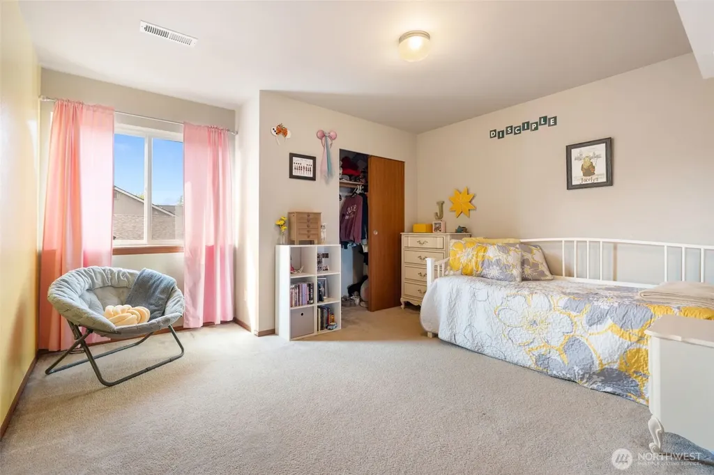 421 Stadium Loop Napavine WA 98565