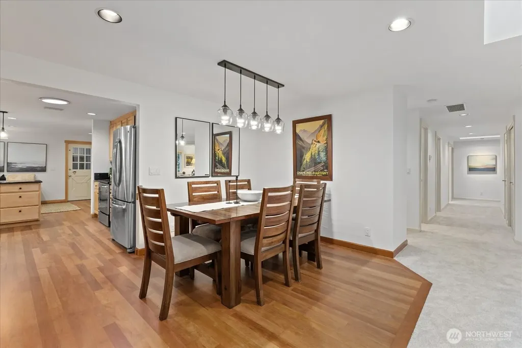 1555 Wildwood Boulevard SW Issaquah WA 98027