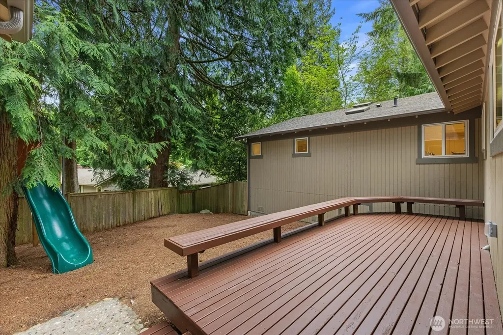 1555 Wildwood Boulevard SW Issaquah WA 98027