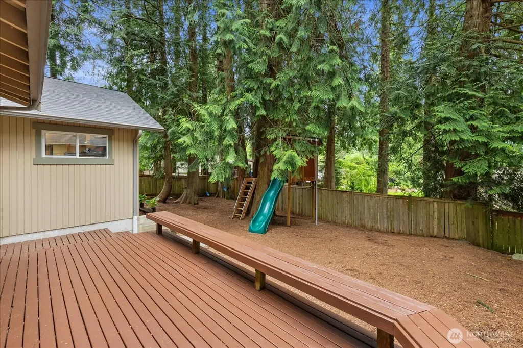 1555 Wildwood Boulevard SW Issaquah WA 98027