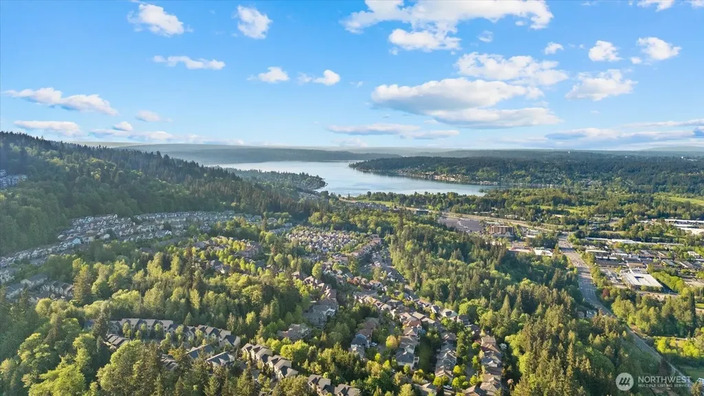 1555 Wildwood Boulevard SW Issaquah WA 98027