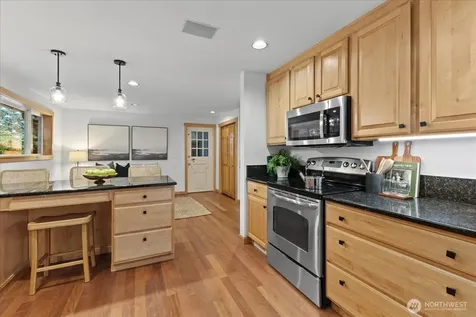 1555 Wildwood Boulevard SW Issaquah WA 98027