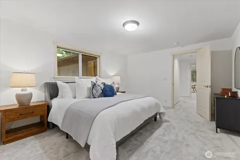 1555 Wildwood Boulevard SW Issaquah WA 98027