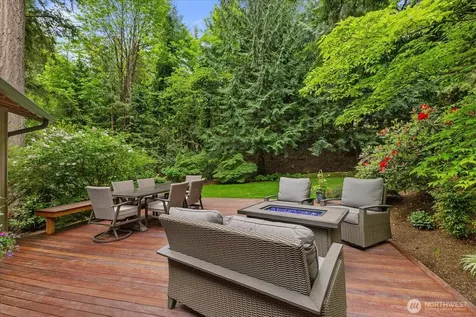 1555 Wildwood Boulevard SW Issaquah WA 98027