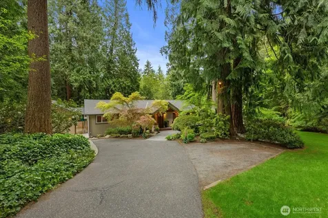 1555 Wildwood Boulevard SW Issaquah WA 98027