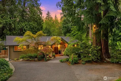 1555 Wildwood Boulevard SW Issaquah WA 98027