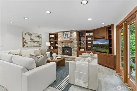 1555 Wildwood Boulevard SW Issaquah WA 98027